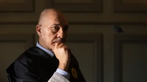 ¿Ha visto Dario Grandinetti la serie en la que está basada Honor? ¿Ha visto Dario Grandinetti la serie en la que está basada Honor?