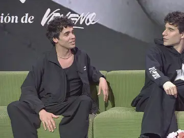 Javier Ambrossi y Javier Calvo desvelan cuáles son sus escenas favoritas de Vestidas de azul Javier Ambrossi y Javier Calvo desvelan cuáles son sus escenas favoritas de Vestidas de azul