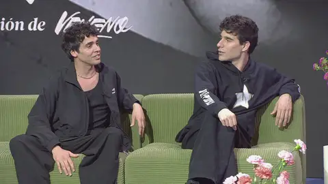 Javier Ambrossi y Javier Calvo desvelan cuáles son sus escenas favoritas de Vestidas de azul Javier Ambrossi y Javier Calvo desvelan cuáles son sus escenas favoritas de Vestidas de azul