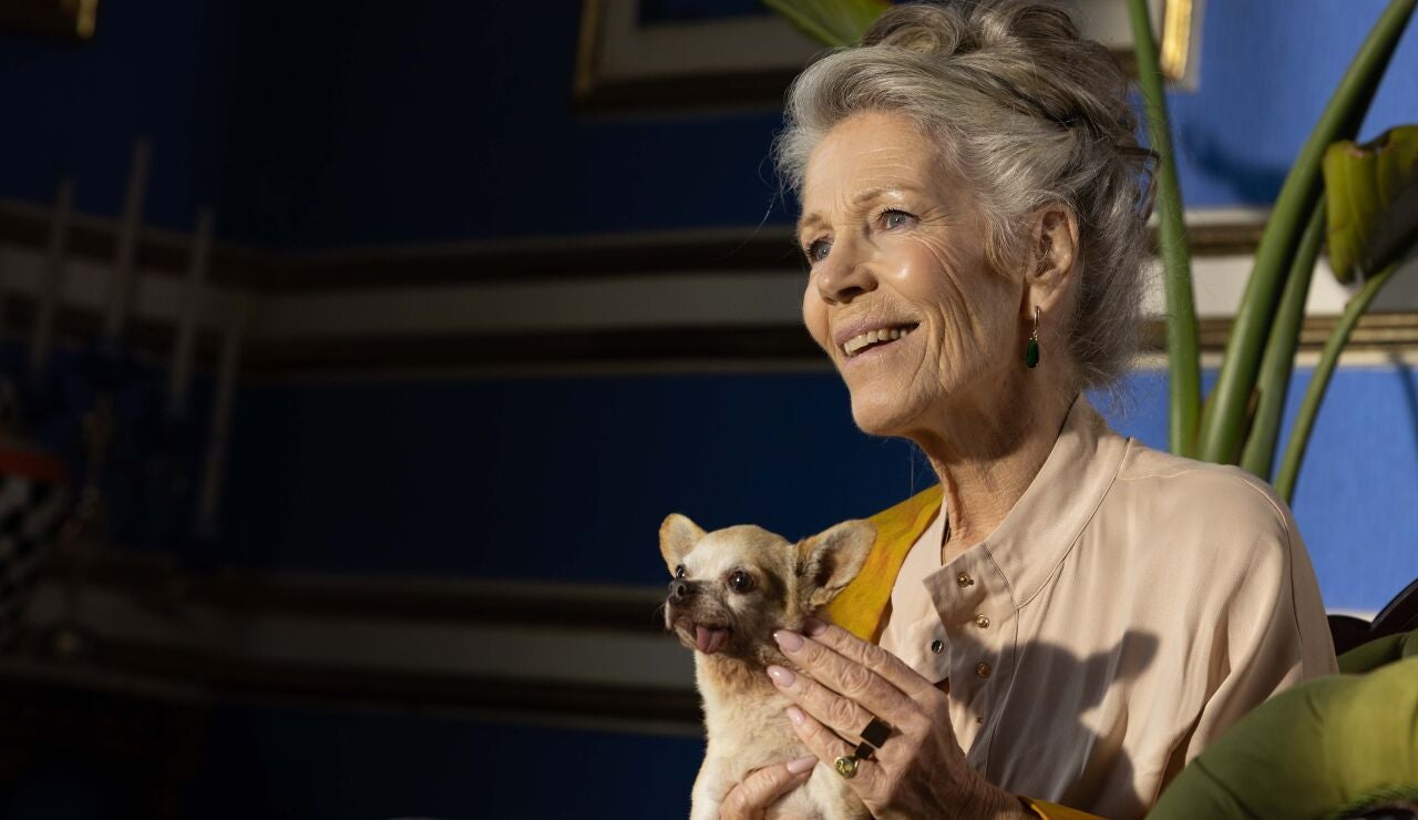 Inge Ladd es Ariane D'urtach en La pasi&oacute;n turca