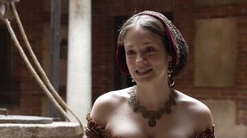 “Caprichosa y ambiciosa”, así es Jimena Suárez de Córdoba, personaje interpretado por Meritxell Calvo en Beguinas