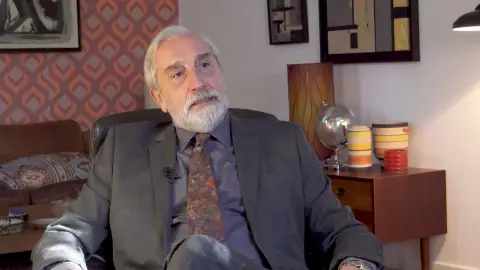 Gonzalo de Castro se mete en la piel de Alain Gonzalo de Castro se mete en la piel de Alain