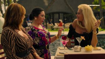 Lola Flores se presenta ante Nicole