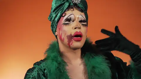 Vampirashian, en su autoentrevista: “El drag está empezando a valorarse bien, como un trabajo y como un arte" Vampirashian, en su autoentrevista: “El drag está empezando a valorarse bien, como un trabajo y como un arte"