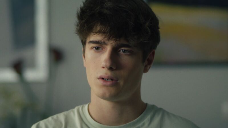 Pelayo busca respuestas en la consulta de Marta