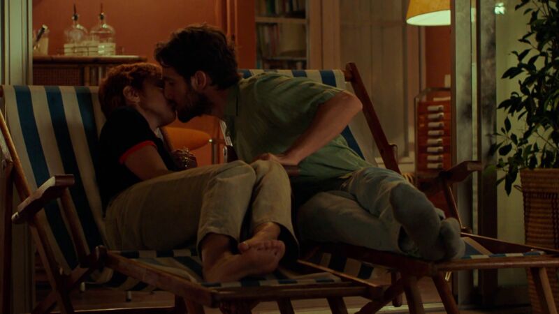 Marta y Raúl se besan por primera vez