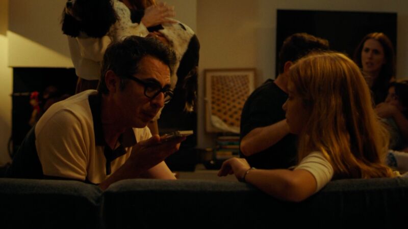 Se lía con unas galletas de marihuana