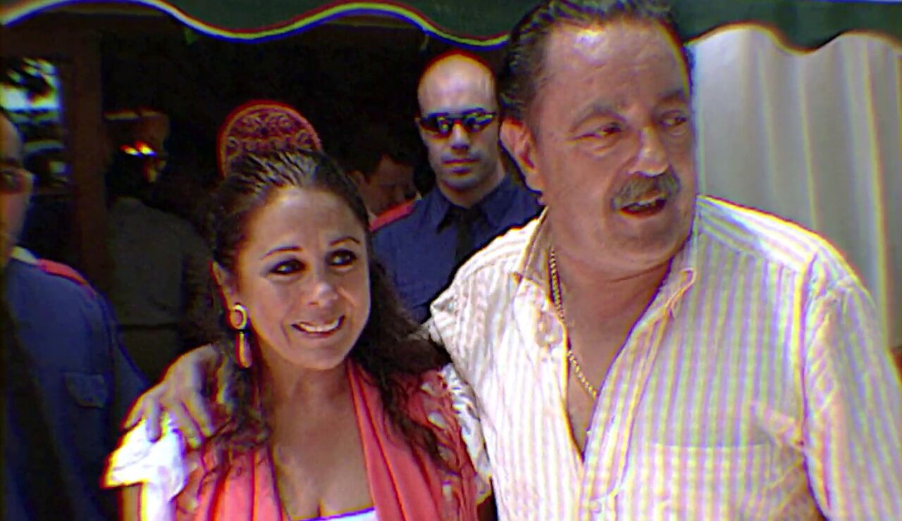 Isabel Pantoja y Juli&aacute;n Mu&ntilde;oz