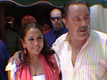 Isabel Pantoja y Juli&aacute;n Mu&ntilde;oz