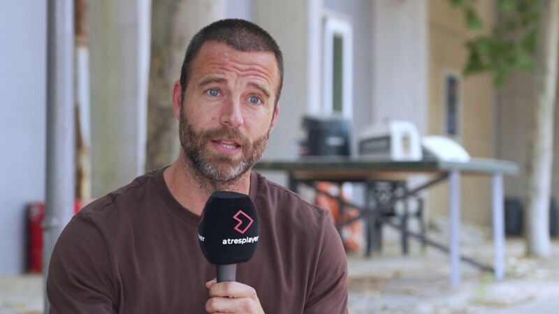 El propósito de Mario, el personaje que interpreta Carles Francino en Mar afuera: “es salvar a estos chavales” 