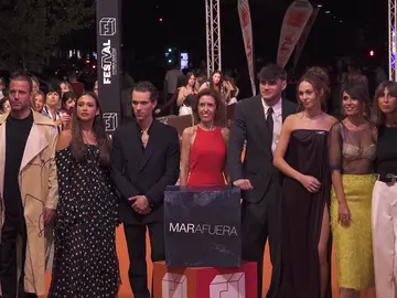 Así ha sido la premiere de Mar Afuera en el FesTVal de Vitoria: "Me he quedado con ganas de ver el segundo capítulo" Así ha sido la premiere de Mar Afuera en el FesTVal de Vitoria: "Me he quedado con ganas de ver el segundo capítulo"