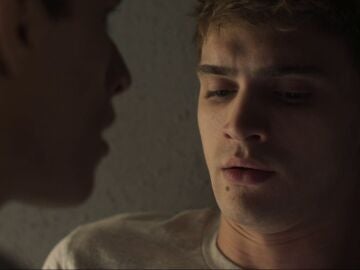 &Aacute;lvaro y Ray en el sexto cap&iacute;tulo de Mar Afuera