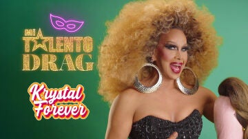 ¿Quieres aprender a peinar una peluca? Krystal Forever te enseña los pasos definitivos en Mi talento drag