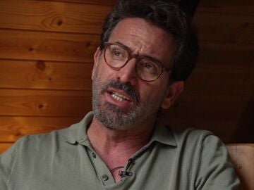 Antonio Garrido es Mario