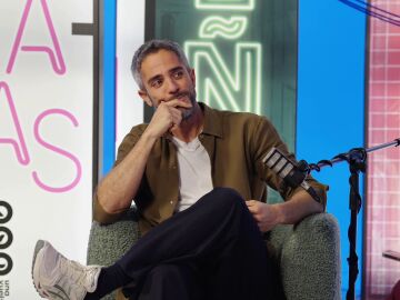 Roberto Leal confiesa cu&aacute;l era su mote en Una vuelta m&aacute;s: "Me mide la cabeza m&aacute;s que a Juan y Medio y a Pepe Navarro"