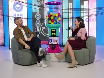 Confesiones, anécdotas y muchas risas: hacemos un repaso de la entrevista de Roberto Leal en Una vuelta más Confesiones, anécdotas y muchas risas: hacemos un repaso de la entrevista de Roberto Leal en Una vuelta más