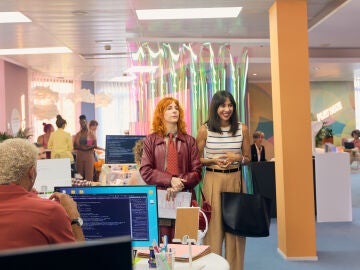 Julia y Helena en las oficinas de la app Conchy