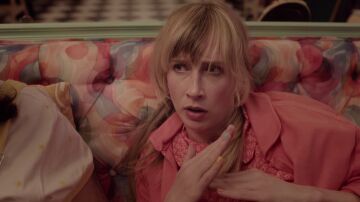 T&iacute;a Olivia la l&iacute;a parda incluso despu&eacute;s de muerta: Rafaela hereda un diamante maldito