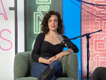 Una vuelta más Lucia Martin Abello Una vuelta más Lucia Martin Abello