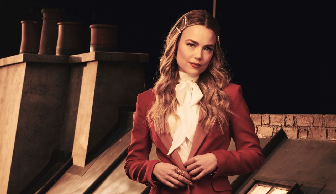 Rebecca Rittenhouse es Ainsley en 'Cuatro bodas y un funeral'