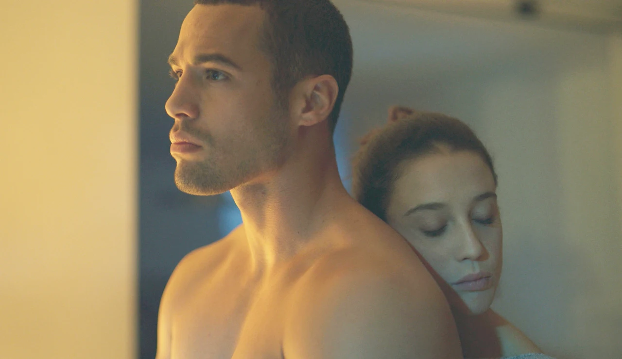 La muerte de Triana marca un capítulo final de ‘Toy boy’ en el que la verdad sale a la luz