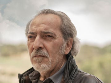 Enrique Villén es Godoy en ‘El Nudo’