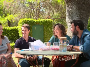 El debate de Natalia Verbeke, Oriol Tarrason, Cristina Plazas y Miquel Fernández por descubrir quién es el asesino de 'El Nudo' El debate de Natalia Verbeke, Oriol Tarrason, Cristina Plazas y Miquel Fernández por descubrir quién es el asesino de 'El Nudo'