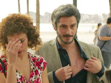 ¿Quién es quién en 'Benidorm'? Los personajes que te harán reír desde este domingo en ATRESplayer PREMIUM ¿Quién es quién en 'Benidorm'? Los personajes que te harán reír desde este domingo en ATRESplayer PREMIUM