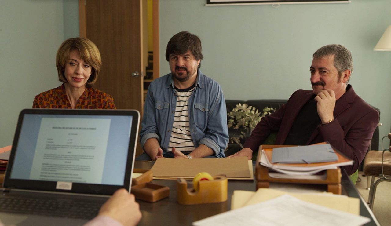 Extra: La secuencia del ligue imaginario de Bego que no pudiste ver en el capítulo 8 de 'Benidorm'