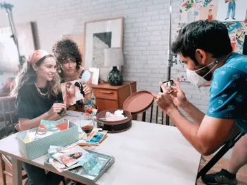 Emoción en el rodaje, el diario de Luisita y más curiosidades de #Luimelia 3x02, con Anto Garzía Emoción en el rodaje, el diario de Luisita y más curiosidades de #Luimelia 3x02, con Anto Garzía