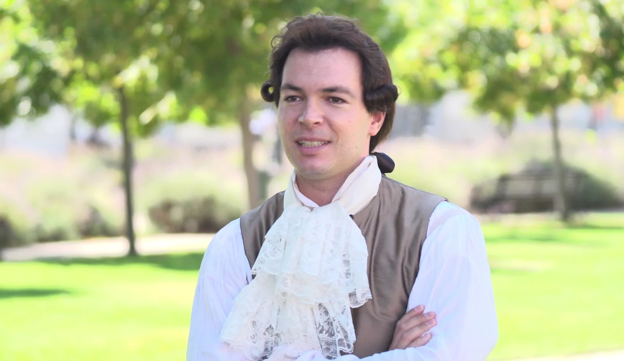 Carlos Serrano-Clark: "Ignacio Montes es un personaje muy enigmático"