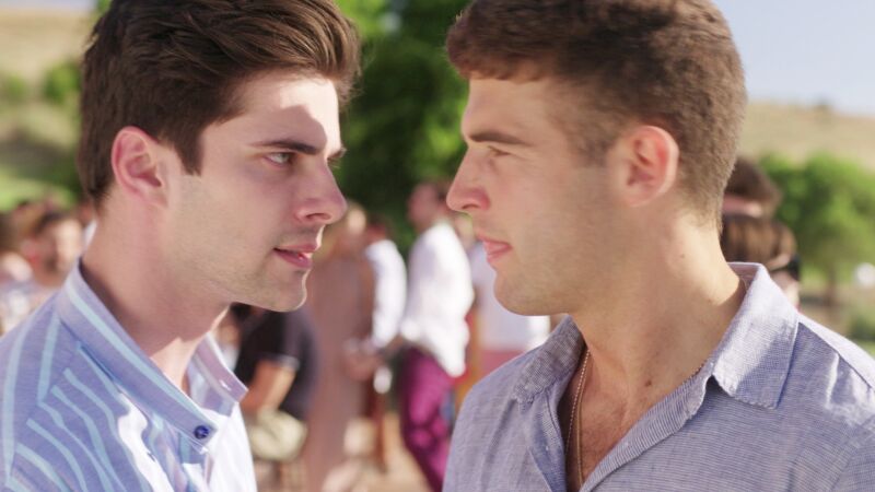 En el próximo capítulo… Jacobo presiona a Hugo: 