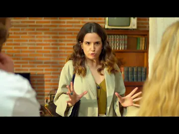 Mari Carmen, al mando de la despedida de soltera de Luisita y Amelia: "He llamado a un sitio de boys pero para traer una girl" Mari Carmen, al mando de la despedida de soltera de Luisita y Amelia: "He llamado a un sitio de boys pero para traer una girl"