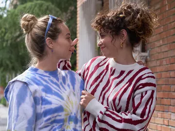 Luisita y Amelia  Luisita y Amelia