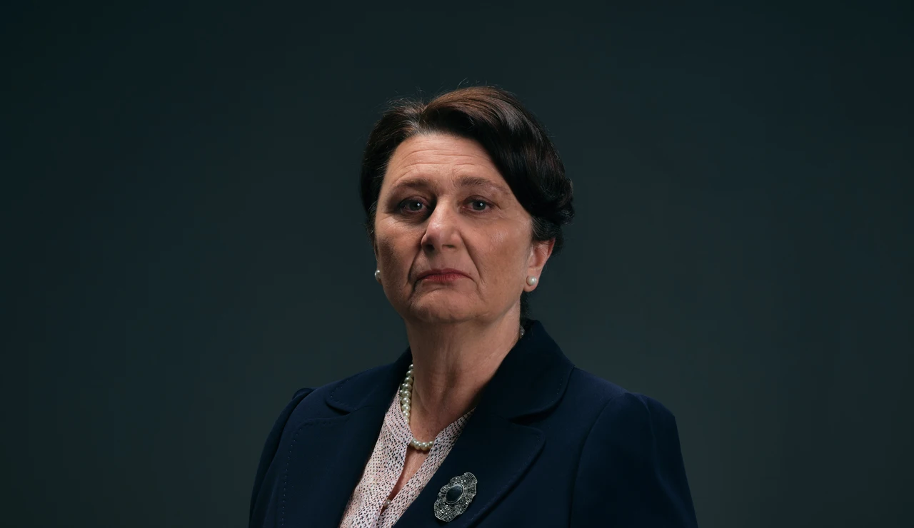 Adelfa Calvo es Benigna Rojas