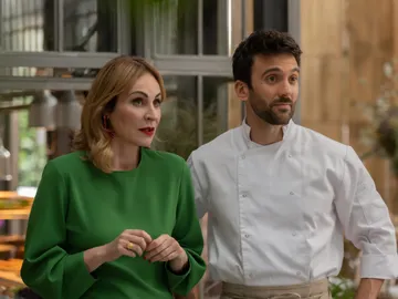 Ana Milán, al mando de la cocina en el restaurante de Rebeca Ana Milán, al mando de la cocina en el restaurante de Rebeca