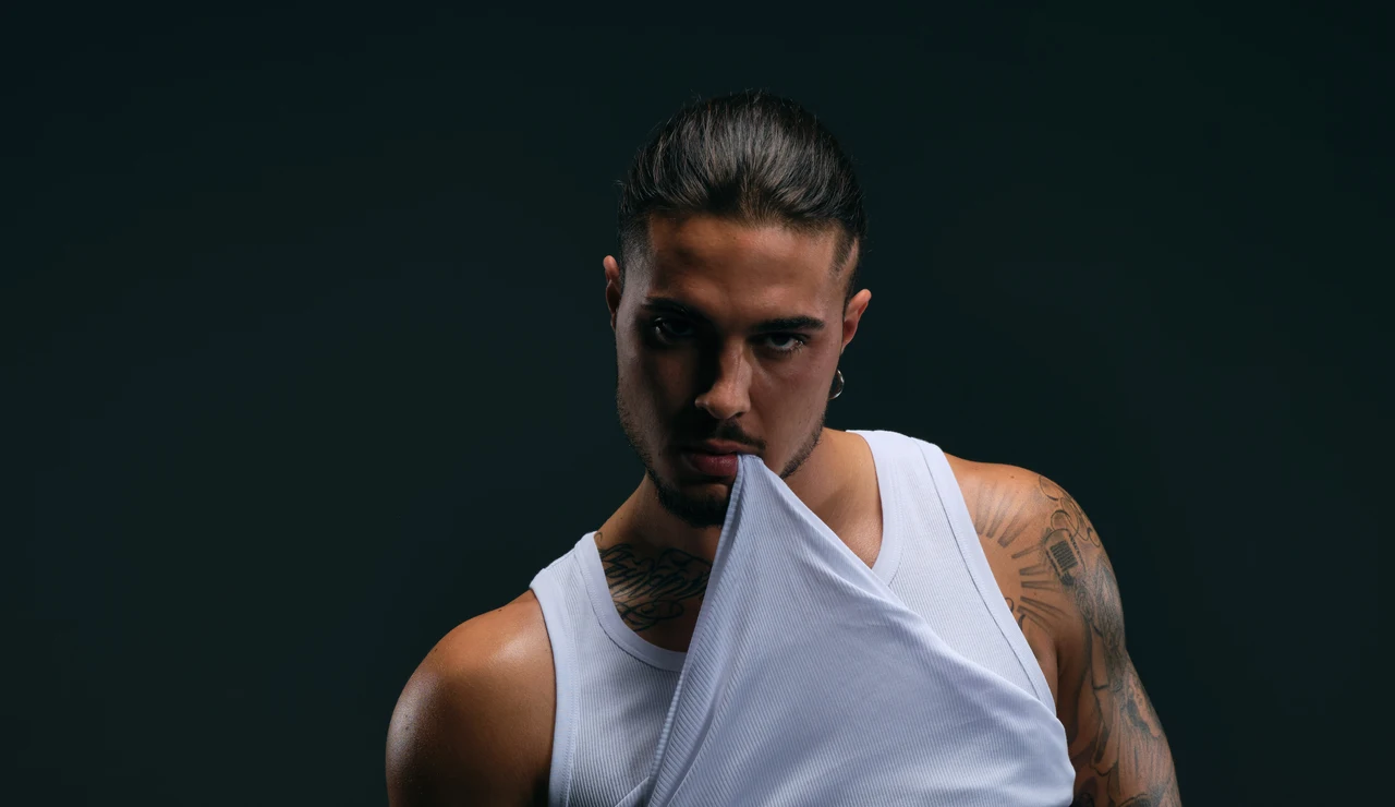 Carlo Costanzia es Jairo