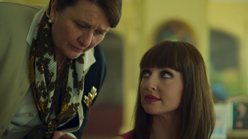 Como una ofrenda de paz: Benigna le devuelve a Macarena las llaves de su casa