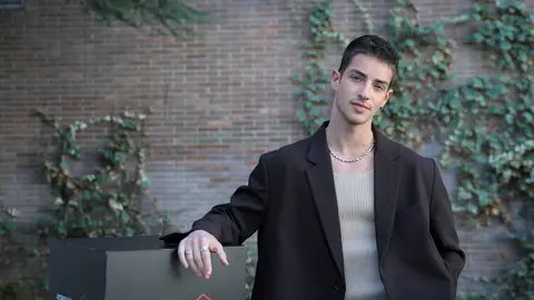 Manu Ríos, sobre la realidad que cuenta 'La edad de la ira': "Es un honor poder dar voz, visibilidad y contar estas situaciones" Manu Ríos, sobre la realidad que cuenta 'La edad de la ira': "Es un honor poder dar voz, visibilidad y contar estas situaciones"