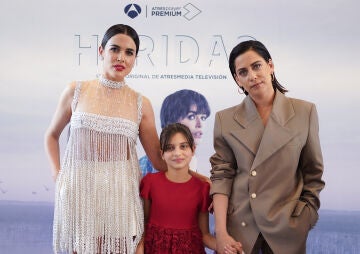 Adriana Ugarte, Cosette Silguero y María León