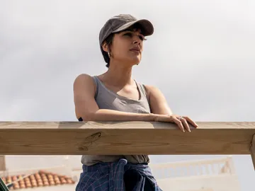 Adriana Ugarte es Manuela Adriana Ugarte es Manuela