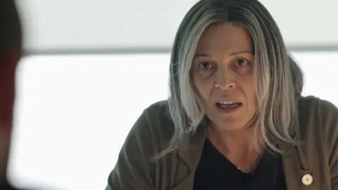 Rocío se autoincrimina para ayudar a su hija: “Yo haría cualquier cosa por Manuela”  Rocío se autoincrimina para ayudar a su hija: “Yo haría cualquier cosa por Manuela”