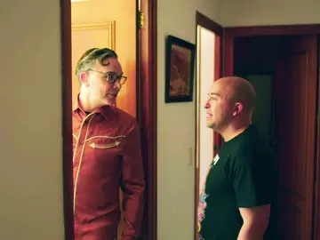 Pupi y Supremme investigan el cuarto de Jordi Pupi y Supremme investigan el cuarto de Jordi
