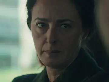 Elena Blanco aborda a Sonia para conseguir información: “Moisés contrató a un detective para seguir a Susana” Elena Blanco aborda a Sonia para conseguir información: “Moisés contrató a un detective para seguir a Susana”
