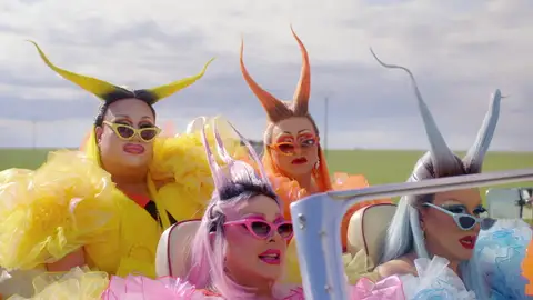 Estrella Xtravaganza, Pupi Poisson, Supremme de Luxe y Sharonne Reinas al rescate