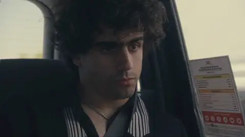 “Mamá, me he quedado tirado en la carretera” “Mamá, me he quedado tirado en la carretera”