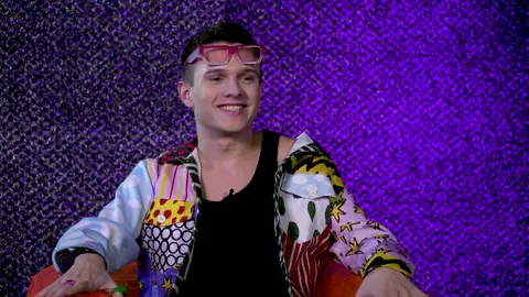 Álex Medina es Suso en UPA Next Álex Medina es Suso en UPA Next