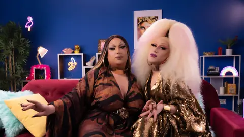 Samantha Ballentines y Estrella Xtravaganza en el primer programa de la segunda temporada de 'Sí lo digo' Samantha Ballentines y Estrella Xtravaganza en el primer programa de la segunda temporada de 'Sí lo digo'