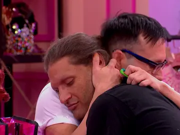 "He estado mucho tiempo luchando contra una adicción": The Macarena habla de su momento más oscuro "He estado mucho tiempo luchando contra una adicción": The Macarena habla de su momento más oscuro