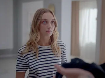 Andrea enseña baile flamenco a Omar Andrea enseña baile flamenco a Omar